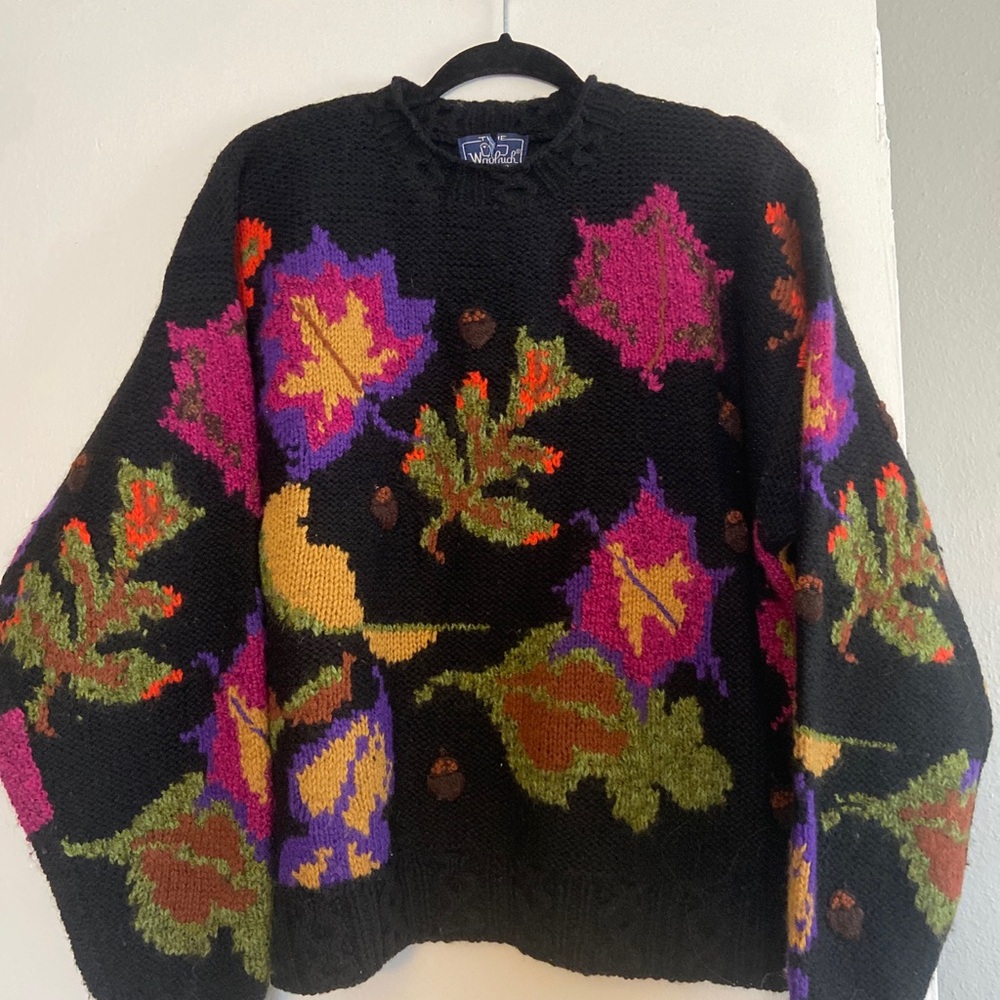 The Woolrich Woman Vintage  Wool Mohair Sweater Intarsia Leaf Acorn Sweater